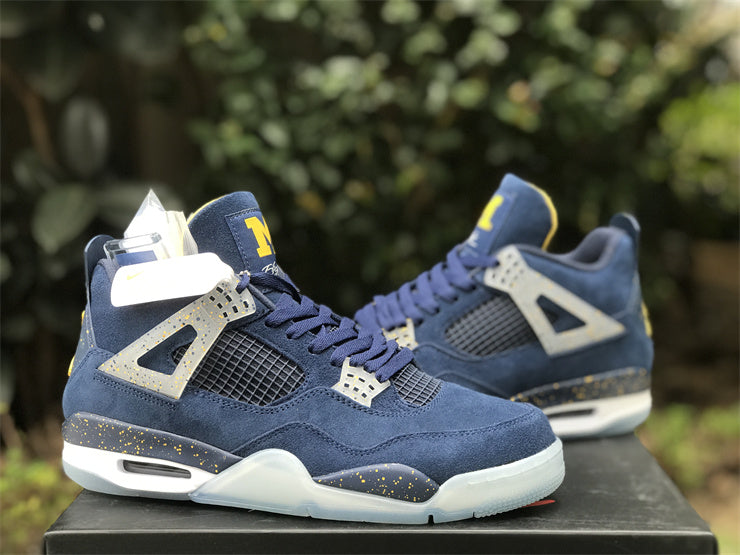 Air Jordan 4